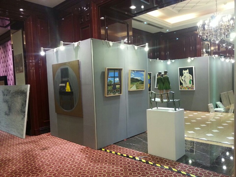 無(wú)縫展板